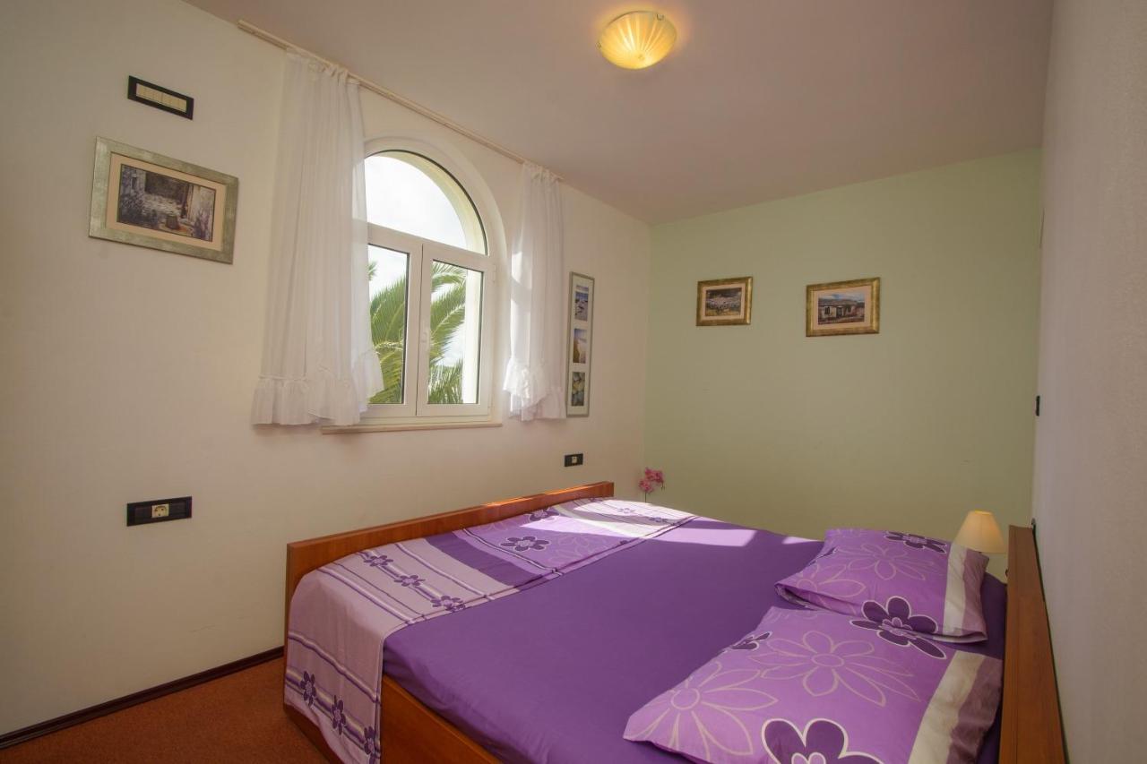Apartments Marija - By The Sea 罗戈兹尼察 外观 照片